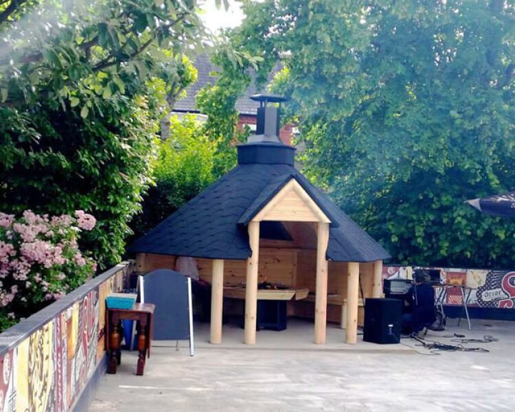 9.2m open bbq hut